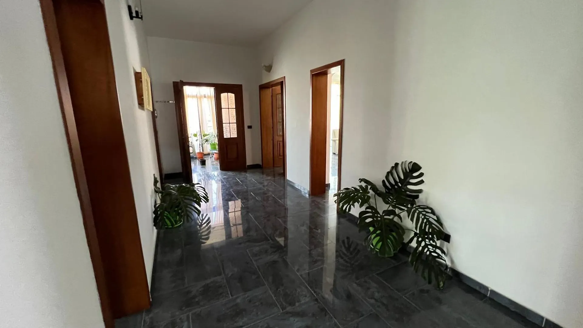 Green Garden Villa Durres Guest house
